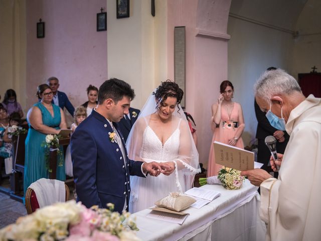 Il matrimonio di Alessia e Mattia a Serra de&apos; Conti, Ancona 17