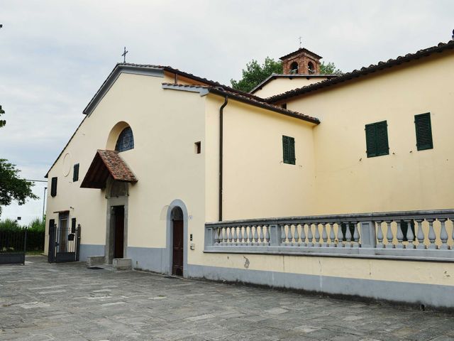 Il matrimonio di Davide e Elma a Pieve a Nievole, Pistoia 2