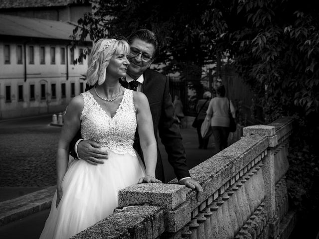 Il matrimonio di Giovanni e Laura a Cernusco sul Naviglio, Milano 18