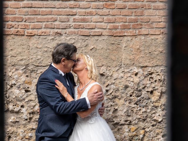 Il matrimonio di Giovanni e Laura a Cernusco sul Naviglio, Milano 30