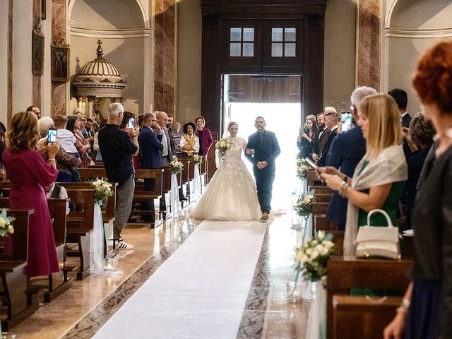 Il matrimonio di Gabriele e Silvia a Brembate di Sopra, Bergamo 17