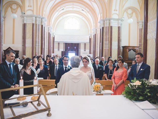 Il matrimonio di Massimiliano e Angela a Casoria, Napoli 20