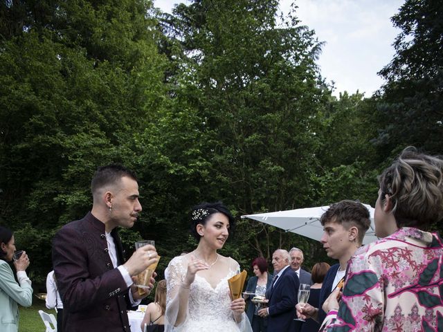 Il matrimonio di Samuele e Elisa a Cantù, Como 21