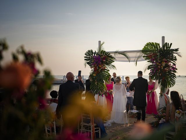 Il matrimonio di Consuelo e Mike a Novoli, Lecce 18