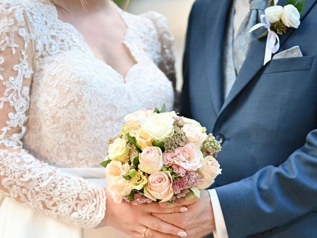 Il matrimonio di Lorenzo e Iske a Riva del Garda, Trento 40