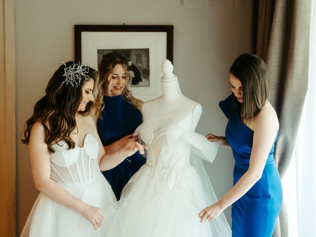 Il matrimonio di Mirabela e Lorenzo a Castel San Pietro Terme, Bologna 23