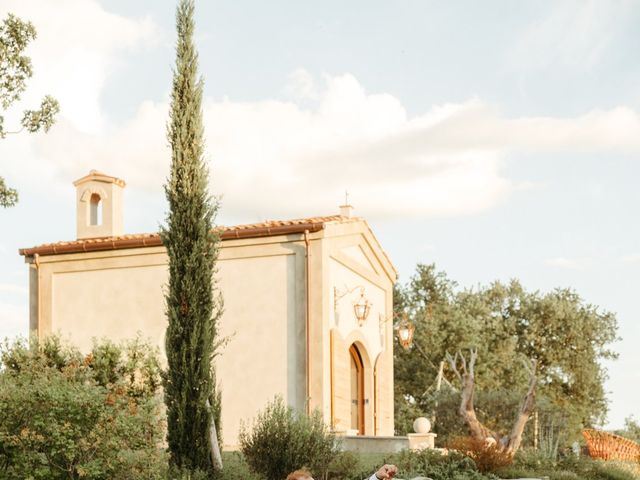 Il matrimonio di Mirabela e Lorenzo a Castel San Pietro Terme, Bologna 32