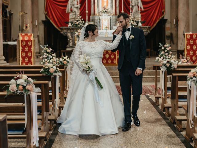 Il matrimonio di Stefano e Deborah a Usmate Velate, Monza e Brianza 195