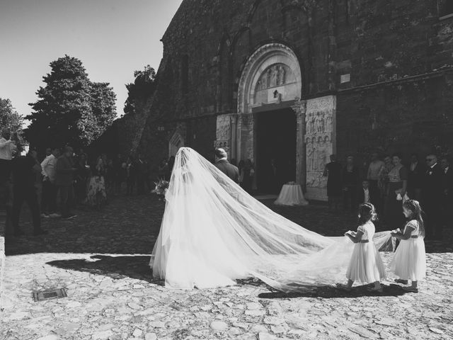 Il matrimonio di Erlin e Laura a Fossacesia, Chieti 9