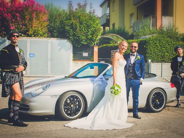 Il matrimonio di Marco e Dominique a Pastrengo, Verona 20