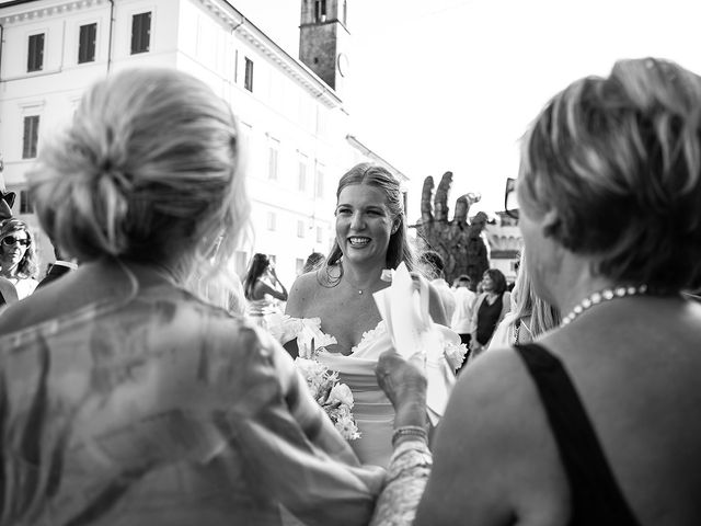 Il matrimonio di Nicolò e Debora a Pietrasanta, Lucca 45
