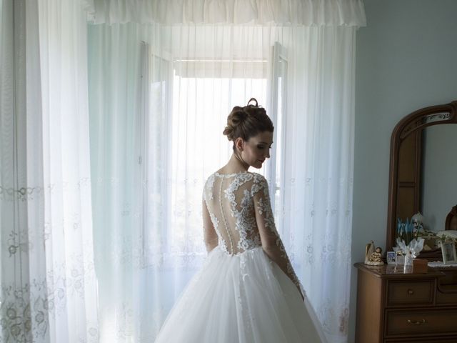 Il matrimonio di Marco e Erica a Torre San Patrizio, Fermo 16