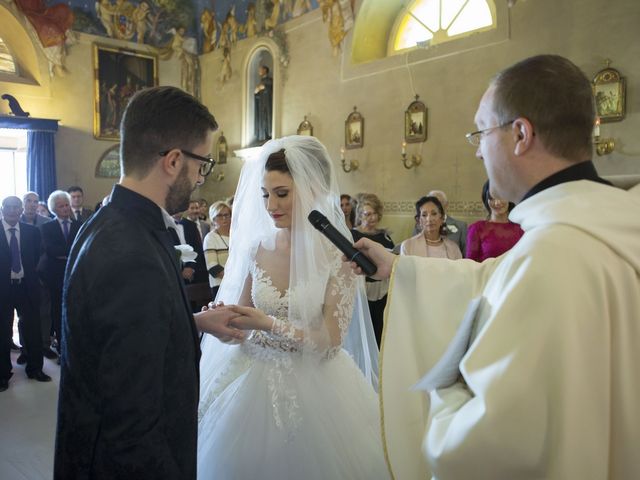 Il matrimonio di Marco e Erica a Torre San Patrizio, Fermo 43