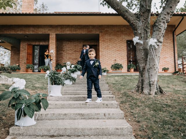 Il matrimonio di Ambra e Lorenzo a San Lorenzo in Campo, Pesaro - Urbino 19