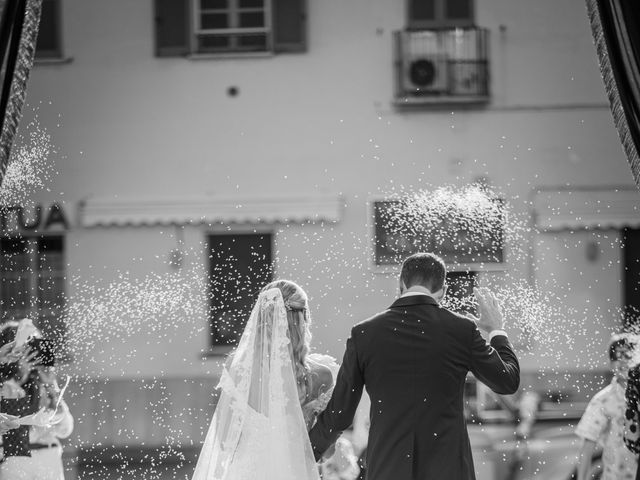 Il matrimonio di Andrea e Laura a Robecco sul Naviglio, Milano 30