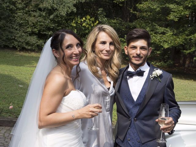 Il matrimonio di Jonathan e Barbara a Bregnano, Como 16