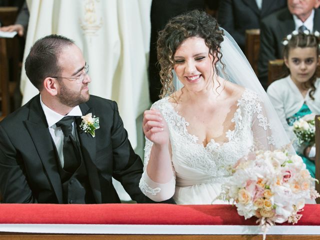 Il matrimonio di Vito e Marivita a Alberobello, Bari 35