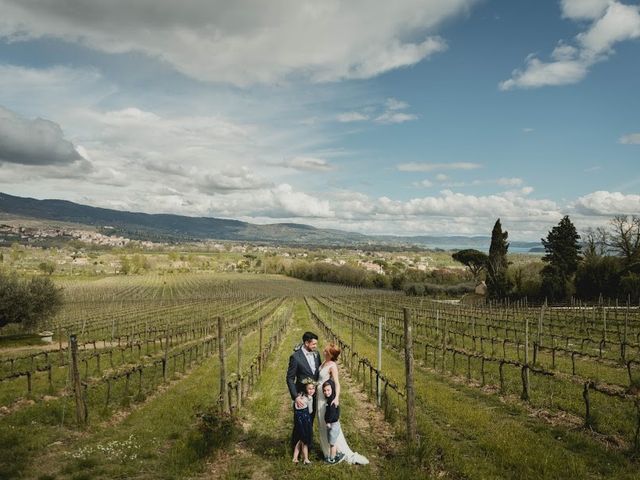 Il matrimonio di Matthias e Kim a Tuoro sul Trasimeno, Perugia 29