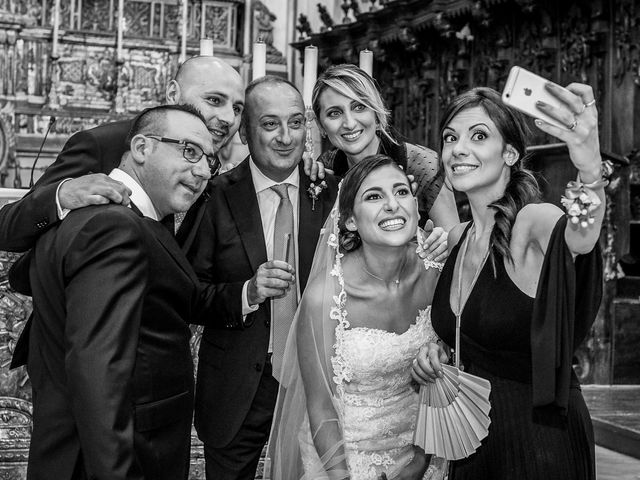 Il matrimonio di Salvo e Valentina a Modica, Ragusa 30