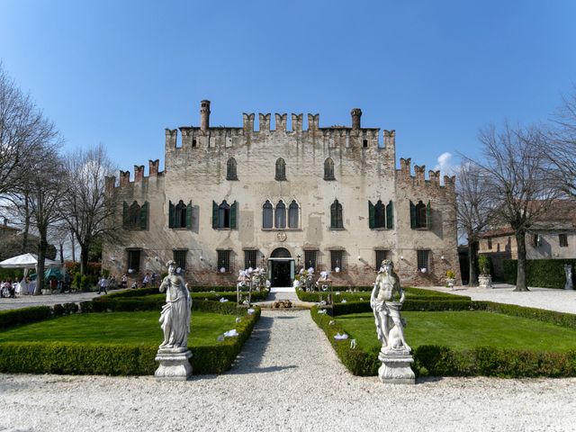 Il matrimonio di Marco e Irene a Valeggio sul Mincio, Verona 2