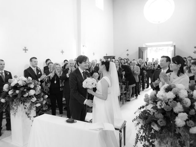 Il matrimonio di Yuki e Filippo a Montaione, Firenze 11