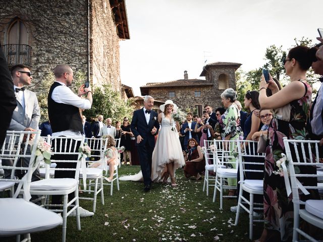 Il matrimonio di Fabio e Clementine a Rivergaro, Piacenza 31