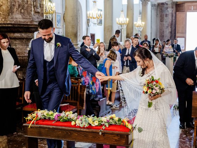 Il matrimonio di Ruggero e Sara a San Piero Patti, Messina 17