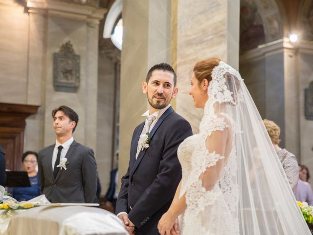 Il matrimonio di Adriano e Lorenza a Pieve d&apos;Olmi, Cremona 34