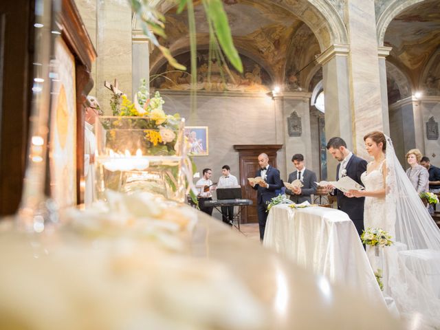 Il matrimonio di Adriano e Lorenza a Pieve d&apos;Olmi, Cremona 37