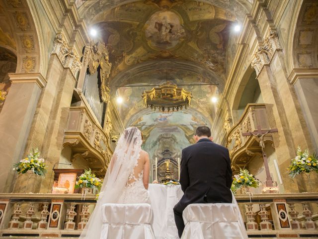 Il matrimonio di Adriano e Lorenza a Pieve d&apos;Olmi, Cremona 39