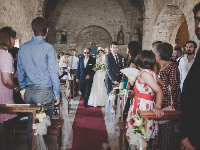 Il matrimonio di Pino e Lisa a Pietracatella, Campobasso 21