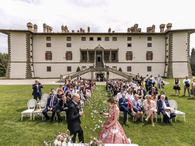 Il matrimonio di Luca e Irene a Carmignano, Prato 44