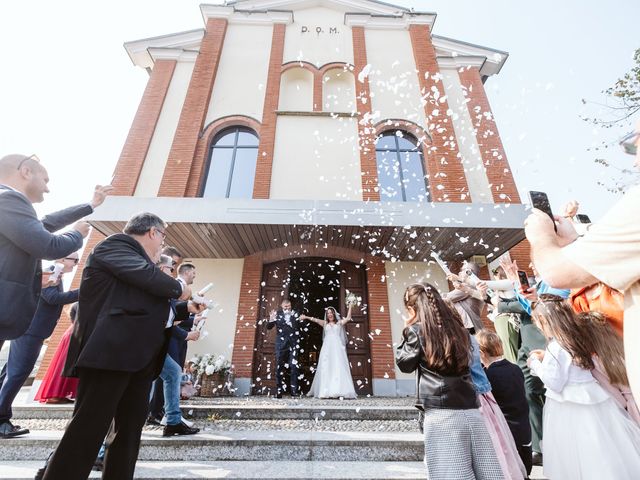 Il matrimonio di Matteo e Silvia a Malnate, Varese 49