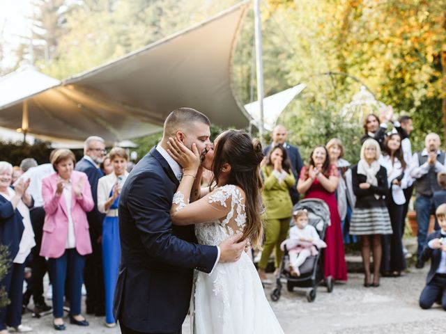 Il matrimonio di Matteo e Silvia a Malnate, Varese 118