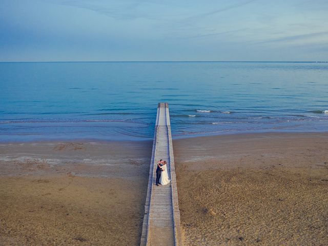 Il matrimonio di Filippo e Sara a Jesolo, Venezia 32