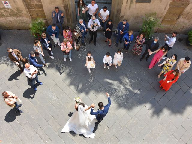 Il matrimonio di Blerim e Elena a Lucca, Lucca 63