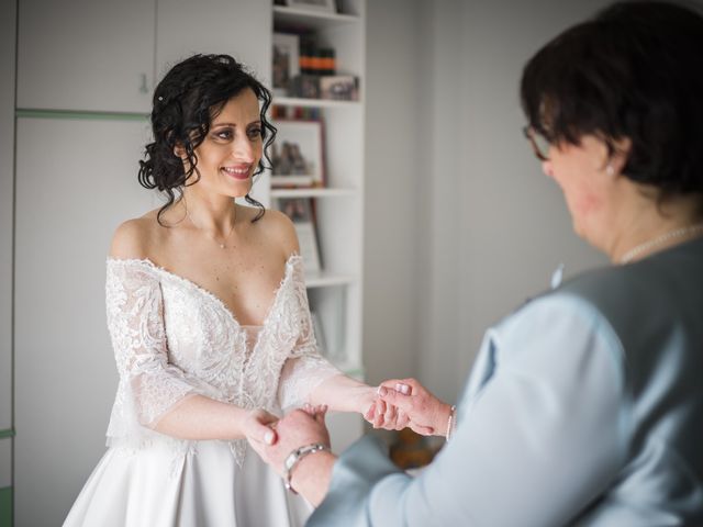 Il matrimonio di Andrea e Federica a Pesche, Isernia 40