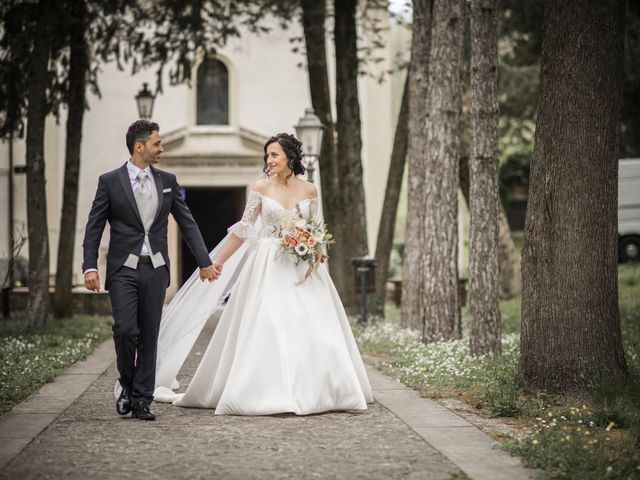 Il matrimonio di Andrea e Federica a Pesche, Isernia 64