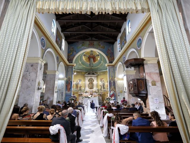 Il matrimonio di Francesco e Miriana a Cirò Marina, Crotone 12