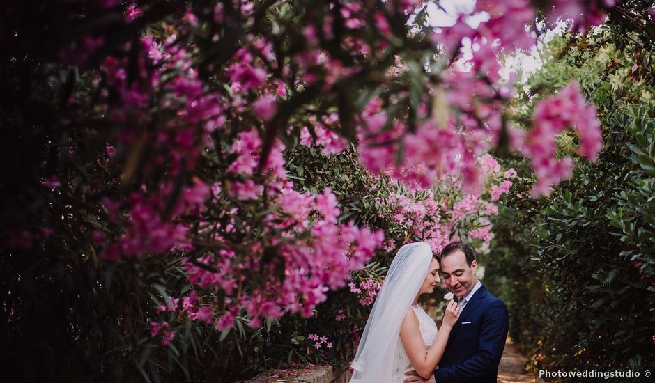 Il matrimonio di Luca e Donatella a Napoli, Napoli