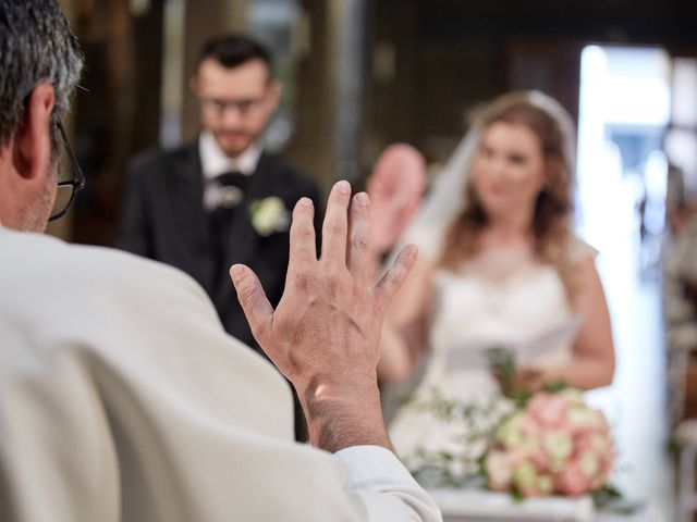 Il matrimonio di Mario e Deborah a Reggio nell&apos;Emilia, Reggio Emilia 13