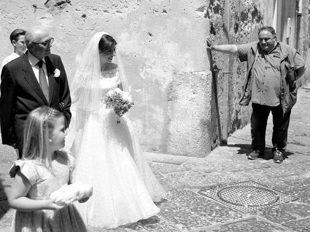 Il matrimonio di Mauro e Angela a Sorrento, Napoli 38