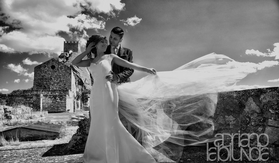 Il matrimonio di Valerio  e Niki a Nicosia, Enna