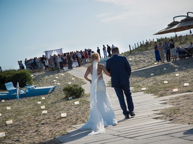 Il matrimonio di Denny e Alice a Viareggio, Lucca 40