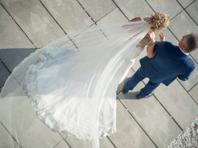 Il matrimonio di Denny e Alice a Viareggio, Lucca 41