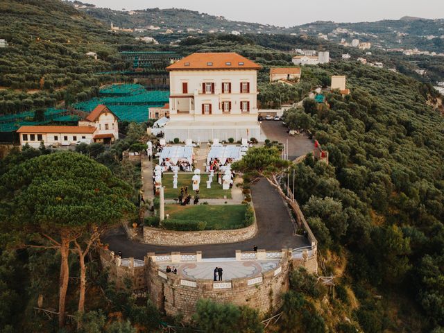 Il matrimonio di Elisabetta e Gionathan a Sorrento, Napoli 55