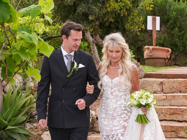Il matrimonio di Brenda e Dennis a Savelletri, Brindisi 9