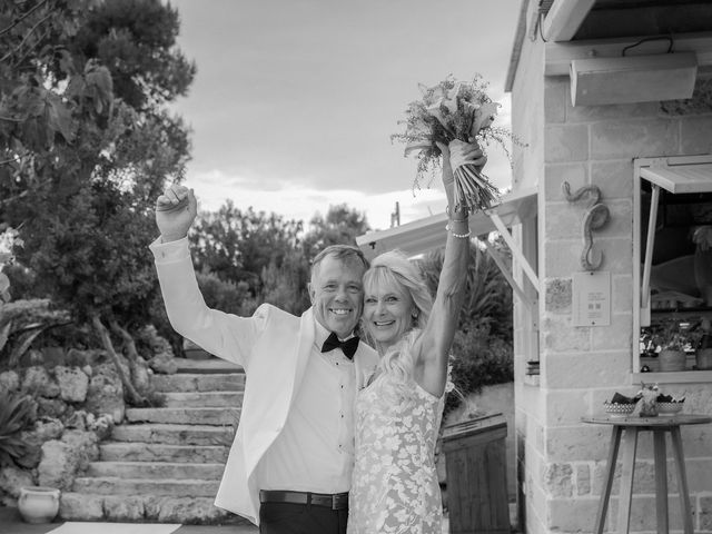 Il matrimonio di Brenda e Dennis a Savelletri, Brindisi 17