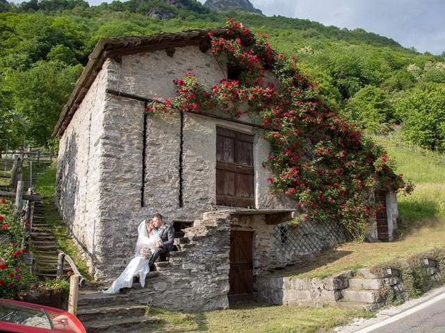 Il matrimonio di Mirko e Cinzia a Villa di Chiavenna, Sondrio 1