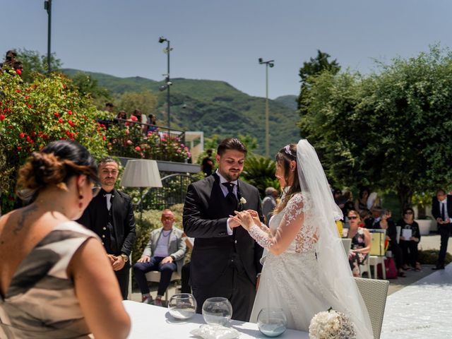Il matrimonio di Rosa e Salvatore a Afragola, Napoli 28